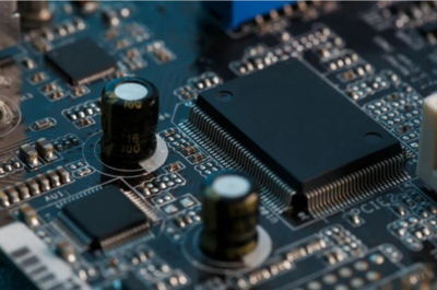 不止光刻机 挡在国产芯片发展路上的“三座大山”